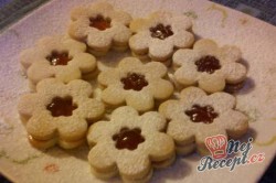 Příprava receptu Vánoční pečivo plněné marmeládou, krok 4