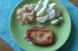 Příprava receptu Smažený sýr s bramborem a salátkem, krok 2