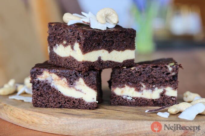 Recept Zdravější vanilkovo-kakaové brownies s cottage sýrem