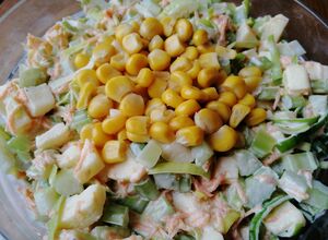 Recept Výborný celerový salát, který dokonale nahradí oblíbený bramborový salát