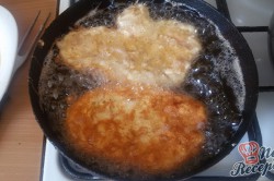 Příprava receptu Smažené kuřecí řízky v parmezánovém kabátku, krok 8
