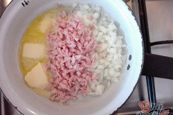 Příprava receptu Bramborové krokety se šunkou a cibulí, krok 1