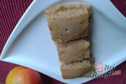 Příprava receptu Perníková buchta s medovo-jablečnou náplní, krok 2
