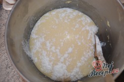 Příprava receptu Rolované koláčky s tvarohem a hruškovými povidly, krok 2