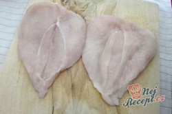 Příprava receptu Špízy z kuřecích prsíček, šunky a smetanového sýra, krok 1