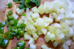 Příprava receptu Salát s avokádem a kuřecím masem, krok 4