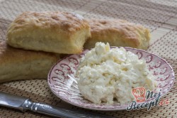 Příprava receptu Vynikající sýrová pomazánka s česnekem, krok 2