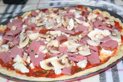 Příprava receptu Křupavá pizza z ovesných vloček bez droždí, krok 8