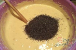 Příprava receptu Kakaové řezy s mákem, krok 8
