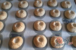Příprava receptu Křehké sušenky jednoočko, krok 6
