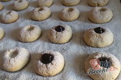 Příprava receptu Křehké sušenky jednoočko, krok 7