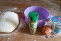 Příprava receptu Pita chlebíček se sýrem a jogurtem, krok 5