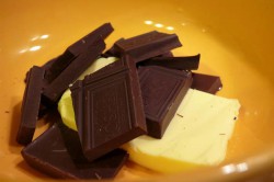 Příprava receptu Čokoládový fondant s čerstvými malinami, krok 1