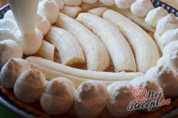 Příprava receptu Banánové řezy (dort) s kondenzovaným mlékem a šlehačkou, krok 7