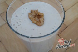 Příprava receptu Ovocný koktejl s vlašskými ořechy, krok 1