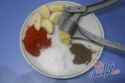 Příprava receptu Pečený bůček v česnekové marinádě, krok 2