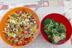 Příprava receptu Zapečená brokolice se zeleninou a vajíčkem, krok 2