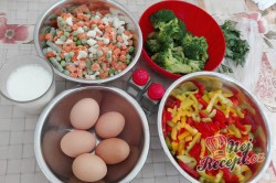 Příprava receptu Zapečená brokolice se zeleninou a vajíčkem, krok 1