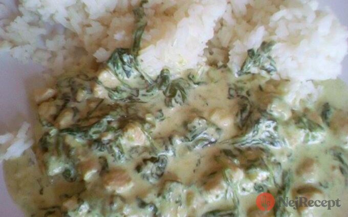 Recept Rýže se špenátovo - smetanovou omáčkou a kuřecím masem