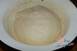 Příprava receptu Dvoubarevné výborné croissanty, krok 1