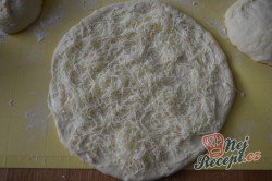 Příprava receptu Sýrové croissanty, krok 9