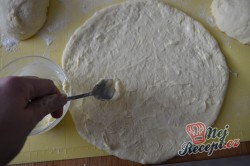 Příprava receptu Sýrové croissanty, krok 8