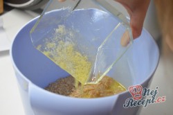 Příprava receptu Meruňkovo-jogurtový dort BEZ PEČENÍ, krok 2