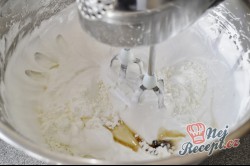 Příprava receptu Bílková roláda bez mouky s citrónovým krémem, krok 1