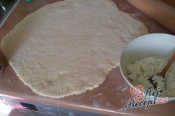 Příprava receptu Plněné moravské koláče s pořádnou dávkou povidel, krok 8