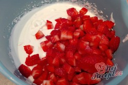 Příprava receptu Mini tvarohový dortík s jahodami - FOTOPOSTUP, krok 11