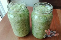 Příprava receptu Sterilovaný okurkový salát - zásoby na zimu, krok 2