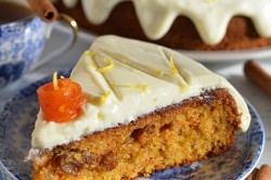 Příprava receptu Zdravější dezert - Mrkvový dort s citronovou polevou, krok 17