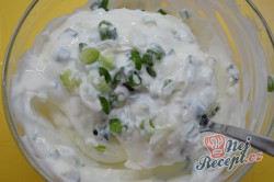 Příprava receptu Výborné jogurtové placky plněné lahodným sýrem připravené za 30 minut, krok 12