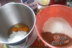 Příprava receptu Hrníčková kakaová bublanina, krok 2