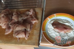 Příprava receptu Domácí kuřecí nugetky, krok 2