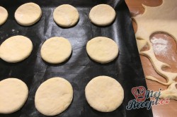 Příprava receptu Meruňkové kynuté koláčky, krok 7
