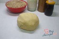 Příprava receptu Jablečný koláč s kokosovou nadýchanou peřinkou, krok 1