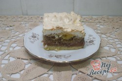 Příprava receptu Jablečný koláč s kokosovou nadýchanou peřinkou, krok 10