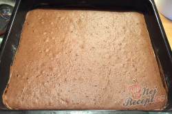 Příprava receptu Fantastický koláč Nescafé se smetanovo čokoládovou pěnou, krok 5