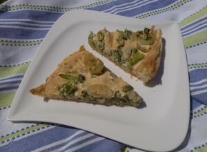 Recept Francouzský koláč s cibulí a brokolicí