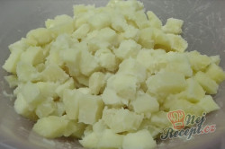 Příprava receptu Nejlepší bramborový salát našich babiček, krok 2