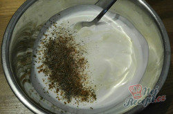 Příprava receptu Lehký těstovinový salát s jogurtovým dresinkem, krok 3