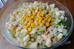 Příprava receptu Výborný celerový salát, který dokonale nahradí oblíbený bramborový salát, krok 3