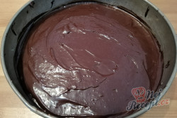 Příprava receptu Čokoládový dort s tvarohovými míčky, krok 8