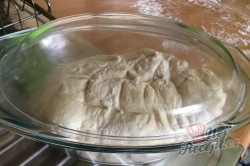 Příprava receptu Zázračný chlebíček bez hnětení, krok 7