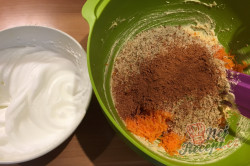 Příprava receptu Nejlepší mrkvovo-ořechová bábovka, krok 4