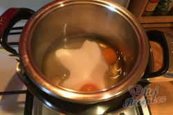 Příprava receptu Univerzální fantastický krém, šlehaný ve vodní lázni, krok 1