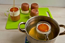 Příprava receptu Nepečená tekoucí karamelová láva - Fotopostup, krok 4