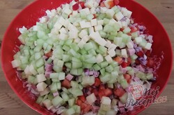 Příprava receptu Bombastický těstovinový salát se zakysanou smetanou, krok 2