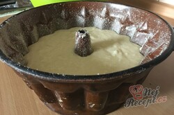 Příprava receptu Velmi chutná a šťavnatá kokosová raffaello bábovka z hrnečku, krok 4